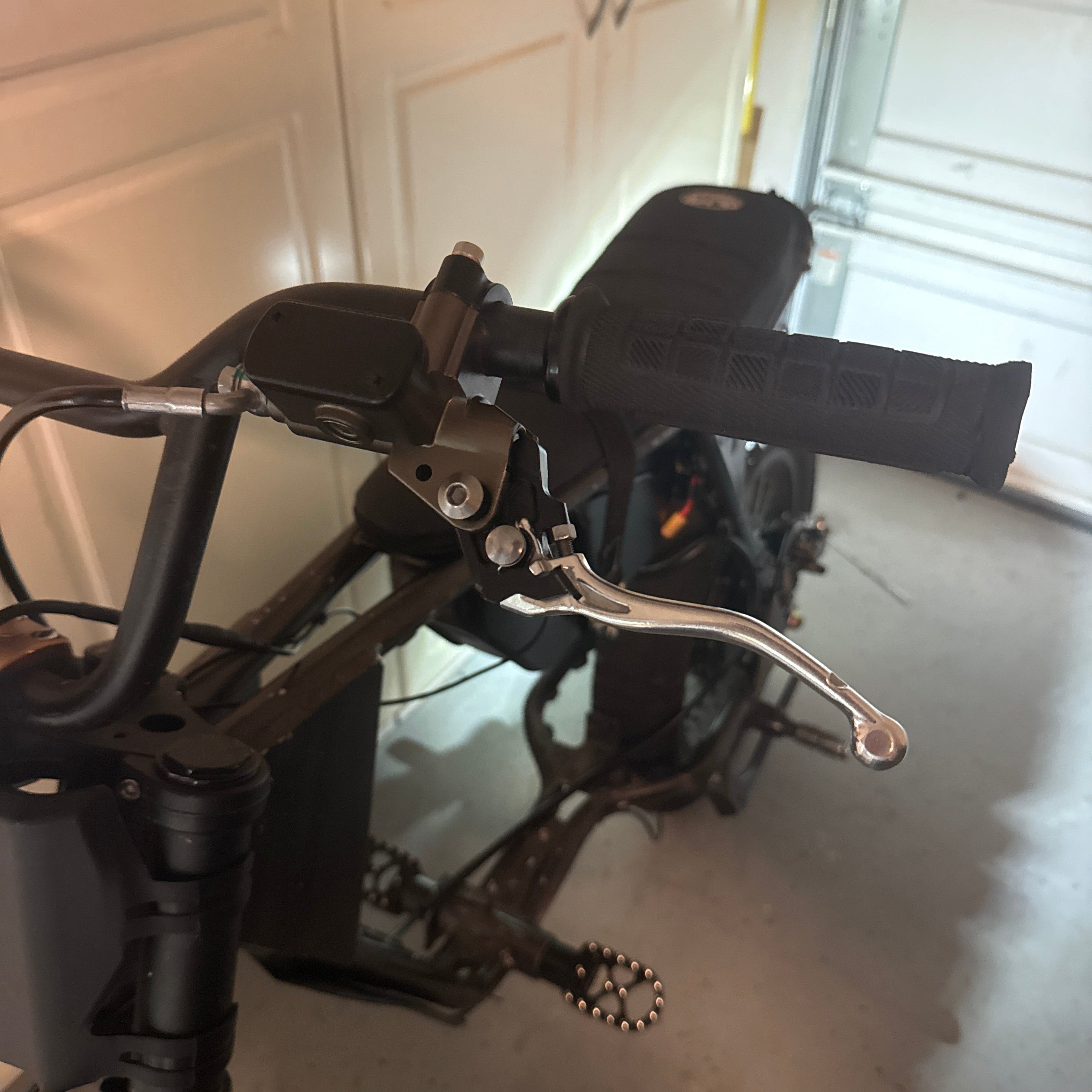 ULTRA BEE REAR BRAKE KIT