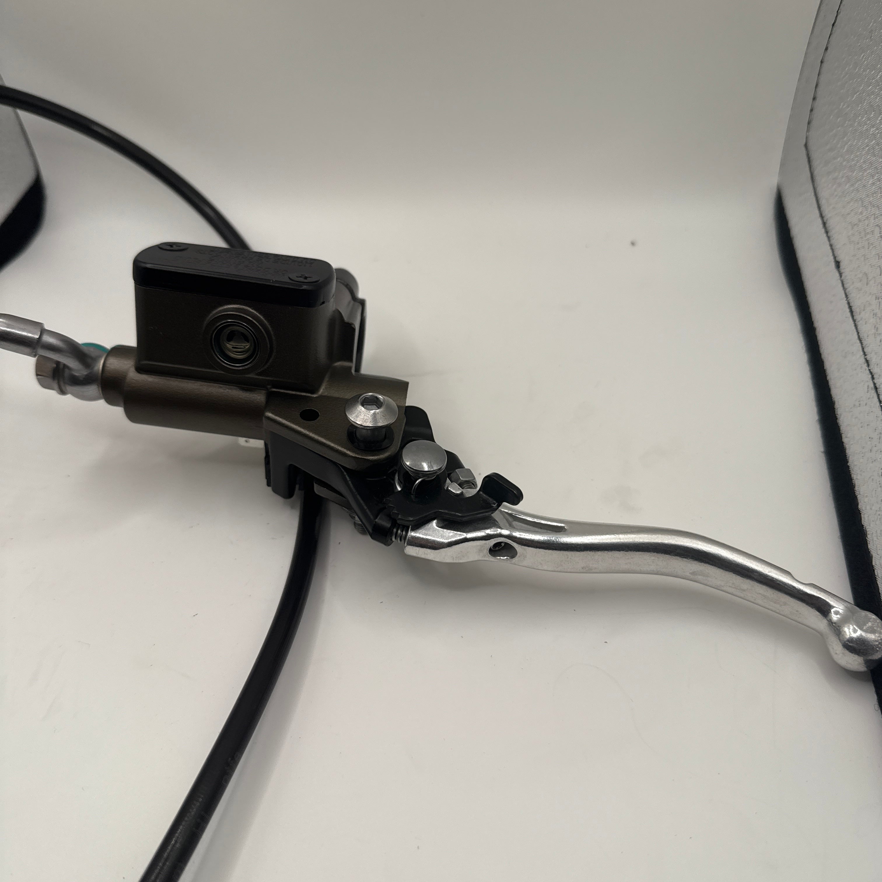 ULTRA BEE REAR BRAKE KIT